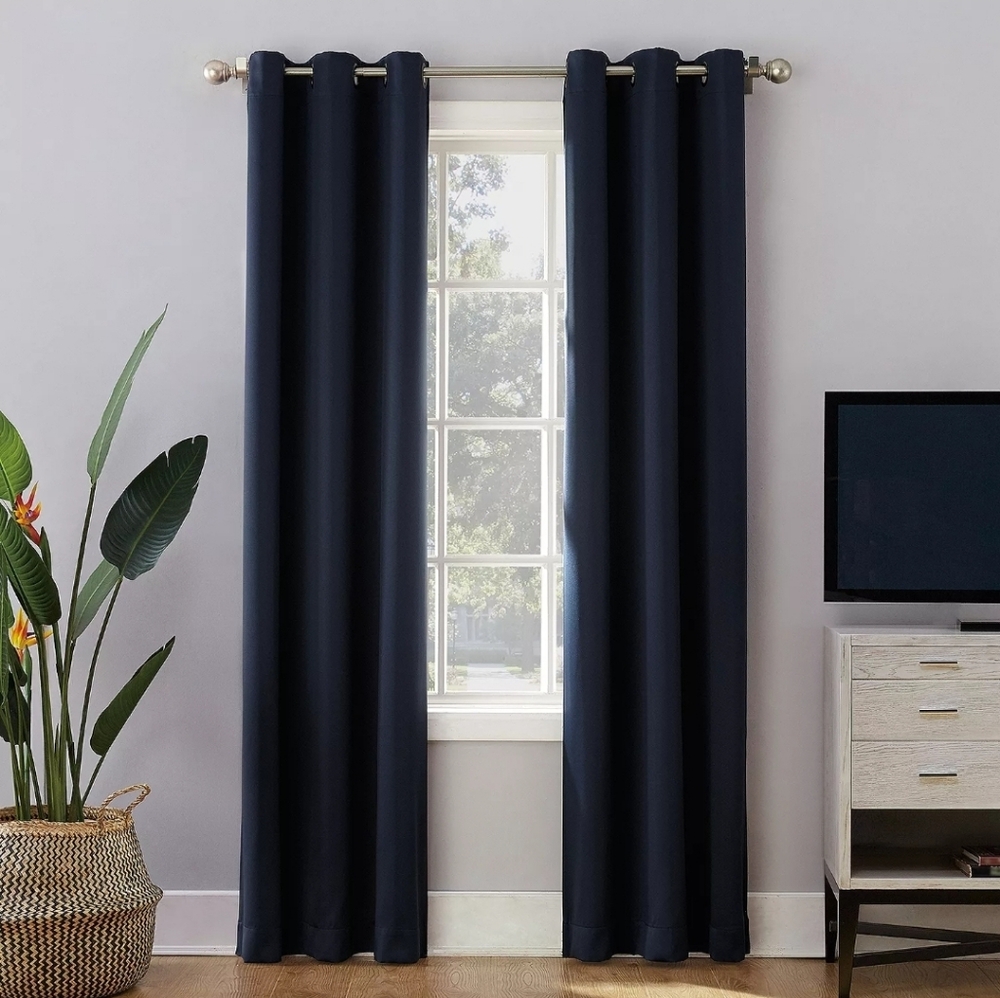 Sun‎ Zero 100% Blackout Grommet Curtains 2 Panels 40"x84"